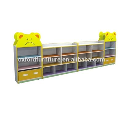 China Beautiful and beautiful children's locker kindergarten schoolbag cabinet modern bear toy smile cabinet for sale