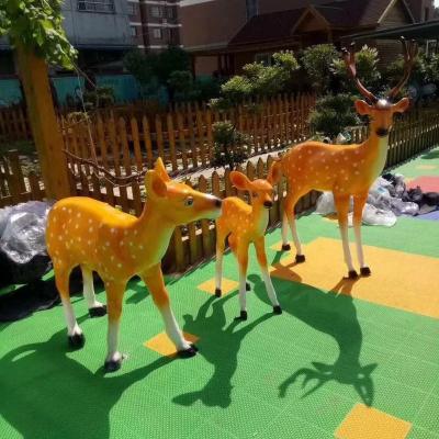 China PE FRP Sika Deer Sculpture Outdoor Landscape Decoration Simulated Geometry Animal Deer Market Garden Decoration for sale