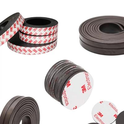 China Roll Flexible Magnet For Signage And Decoration Temperature Resistance -40°C To 80°C for sale