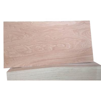 China Hotel Natural Sapele Veneer Plywood Sheet for Wood Furniture and Decoration for sale