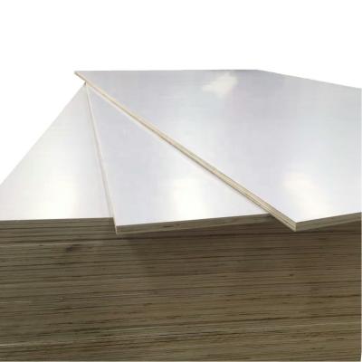 中国 Moisture Proof White Melamine Faced Plywood Double Sided Melamine Laminated Plywood For Furniture 販売のため