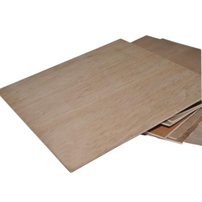 中国 Modern Cheap Package Price Packing Grade 2mm 3mm 3.5mm 5mm Bintangor Plywood 販売のため