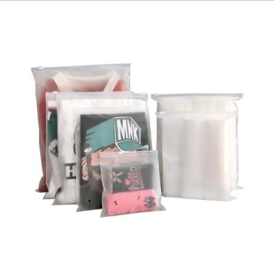 China Hot Selling Recycled Eco Friendly Materials Zipper Resealable Clothes Packaging Frosted Plastic Zipper Bag for sale