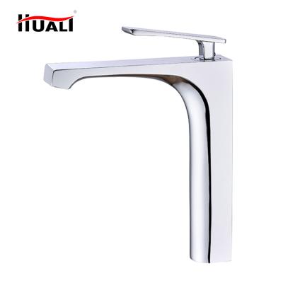 China Modern Designed Brass Basin Faucet Metered Chrome Basin Faucet Face Wash Bathroom Faucet Mixer Tap Basin Faucets for sale