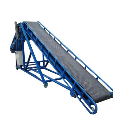 Κίνα Industrial Mobile Wide Flat Slat Belt Conveyor Portable Flat Belt Conveyor Small Belt Conveyor System PVC Green προς πώληση