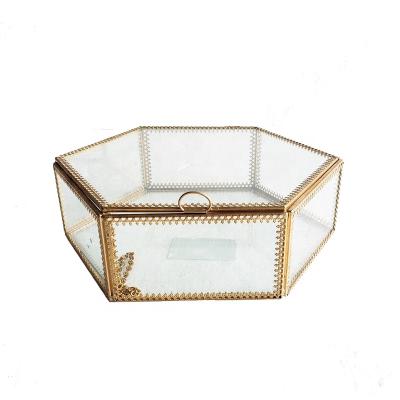 China Geometric Home Decoration Indoor Factory Wholesale Gold Mini Glass Greenhouse for sale