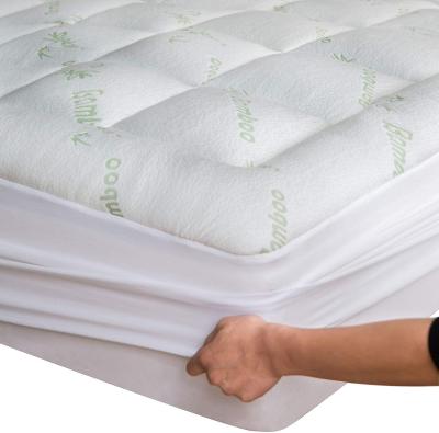 China Waterproof Cheap California King Air Pad Bamboo Fabric Bed Soft Cool Bedroom Mattress Topper for sale