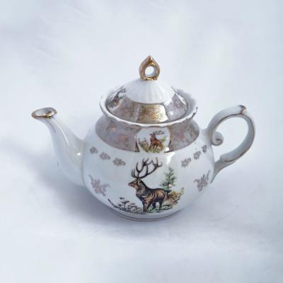 China Viable High Quality Ceramic Teapot 10 Inch Small Coffee Leaf Teapot And Kettles Afternoon Gold Tea Set for sale