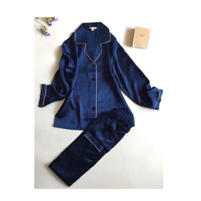 China Mulbery QUICK DRY soft and comfortable 100% blue silk pajamas set women for sale