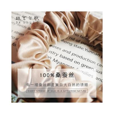 China Attractive Design 100% Ties Scrunchies Mulberry Silk Hair SY01 for sale