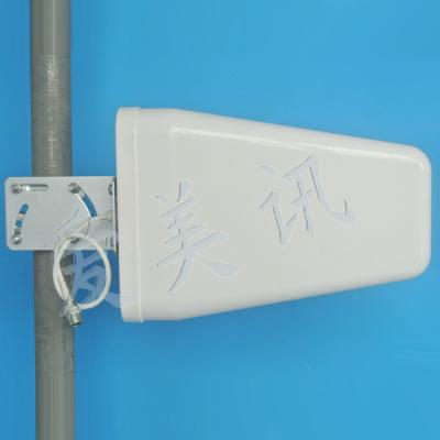 China Antena periódica 806-960/1710-2700MHz 8/9dBi de Yagi 4g del registro direccional del DAS y de LTE en venta