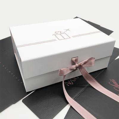 China Recycled Matte Folding Rigid Paper Packaging Materials Custom Magnetic Closure Gift Box Lid White Cardboard Boxes For Packaging for sale