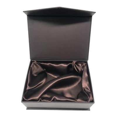 China Recycled Materials Custom Closing Flip Cover Cardboard Paper Box Luxury Magnetic Hardcover Gift Packaging Boxes For Hair Cosmetic Perfume for sale