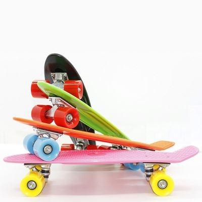 China 2021 Kid's Hot Sale OEM Customize Skateboard With Plastic Bag for sale