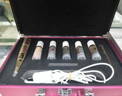 China Tatuaje permanente profesional Kit With Pigments, equipo cosmético de la ceja del tatuaje en venta