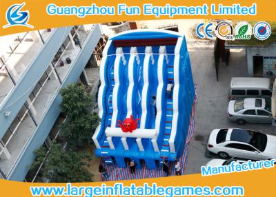 China diapositiva inflable comercial de la lona del PVC de 0.55m m, tobogán acuático inflable grande en venta