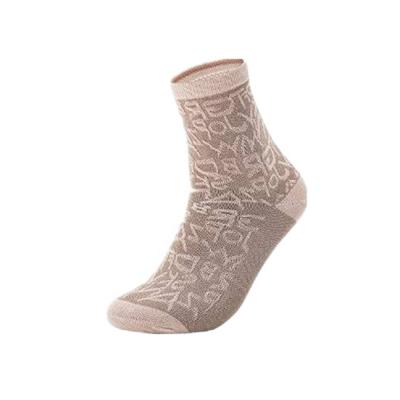 China Wholesale Anti-slip Customize Women Tube Socks Outdoor Sport Socks for sale