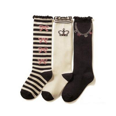 China Antibacterial Long Kids Crown Patterns Classic Knee High Sweat Babies Socks for sale