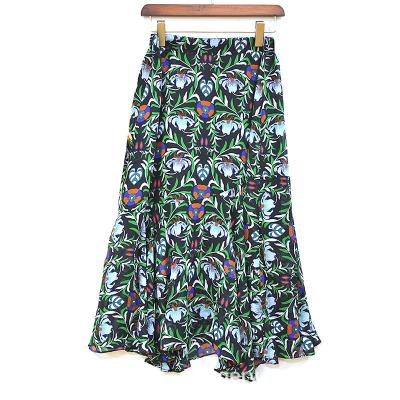 China Fashionable Used Dress Women Ladies Skirt Dress Women Gauze Skirt 45kg Professional Silk Ball Used Clothing Manufacturer for sale