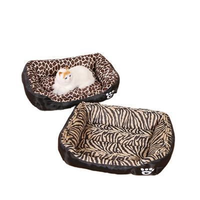 China Multifunctional cheap custom eco-friendly outdoor durabl cooling passionate wool woven round felt luxury small pet bed for sale