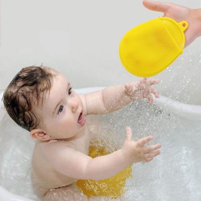 China Waterproof Silicone Massage Baby Body Bath Shower Brush Silicon Baby Bath Brush Silicone Bathing Tool for sale