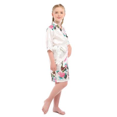 China QUICK DRY Little Girls Kids Polyester Charmeuse Bathrobe Kids Bathrobe For Spring for sale