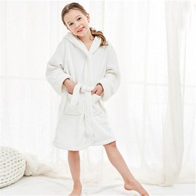 China Whoelsale Kids QUICK DRY Ready Animals Patterns Bathrobe Hooded Bathrobes For Kids for sale