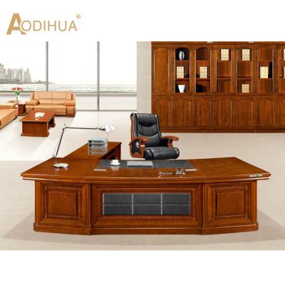 China Five Year Warranty Extendable Customize CEO Executive Wooden Office Table for sale