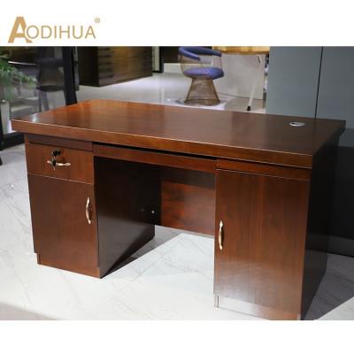 China Durable Extendable Computer Office Furniture Desk Quality Classic Wood Table for sale