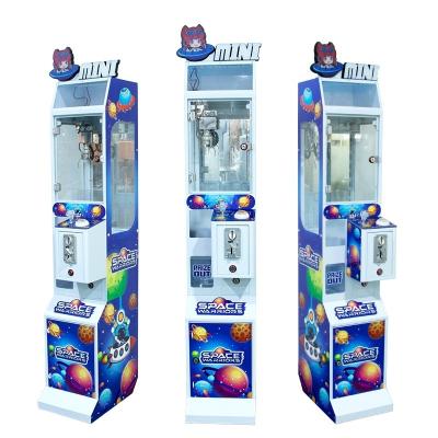 China Amusement Game Center Suitable Mini Plush Toy Claw Crane Candy Claw Machine with Claw for sale