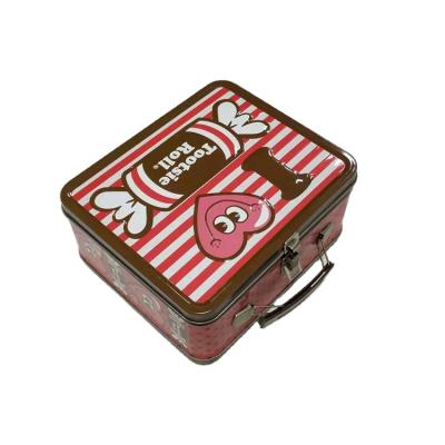 China Recyclable New Design Metal Rectangular Lunch Tin Box With Plastic Handle For Kids Te koop