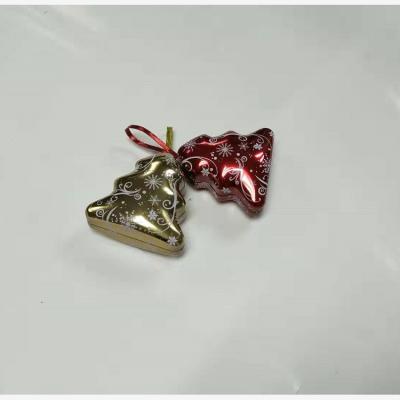 China Recyclable Hot Sale Christmas Tree Shape Custom Small Metal Tin Box en venta