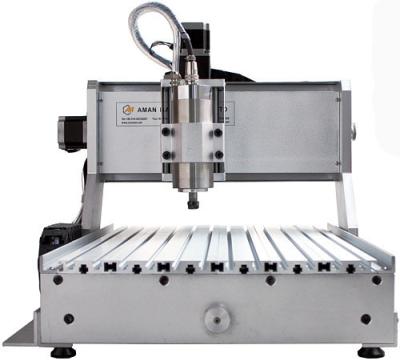 China Asphaltieren Sie CNC-Graviermaschine 3040 800W Mini Metal Engraving Machine zu verkaufen