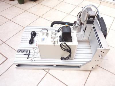 China Hoge snelheidscnc Machine van de Routergravure 3040 4 As Mini Wood Router Machine Te koop