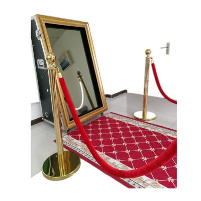 China Indoor Led Mirror Photo Booth Kiosk for sale