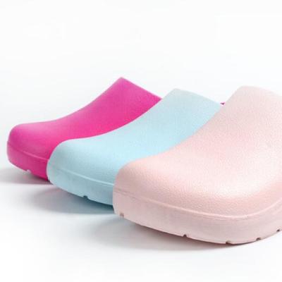 China Hot Selling Anti-Static Ward Slippers Operation Surgical Shoes Anti-Static EVA Medical Slippers for sale