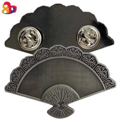 China Custom Black Nickel Plating China Xinyihong Promotion Vintage Fan Blank Antique Pin Badge For Collection for sale