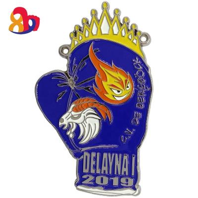 China 2022 China Promotional Fashion Cartoon Gift Exclusive Zinc Alloy Custom Metal Hang Tag for sale