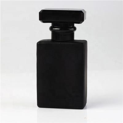 China Personal Care Custom Logo Pump Atomiser Empty 30Ml 50Ml 100Ml Black Perfume Glass Bottle for sale