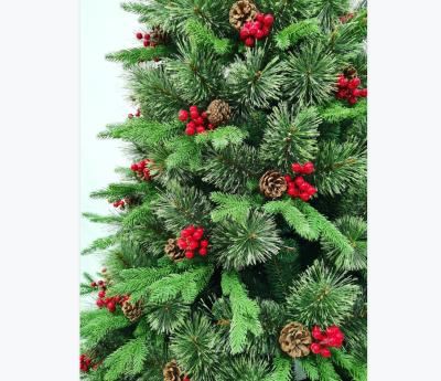 China Christmast 2021 PE&PINE NEEDLE LEAF TREE PINE CONE&BERRIES HOT SELLING MIXED DECORATION CHRISTMAS TREE for sale