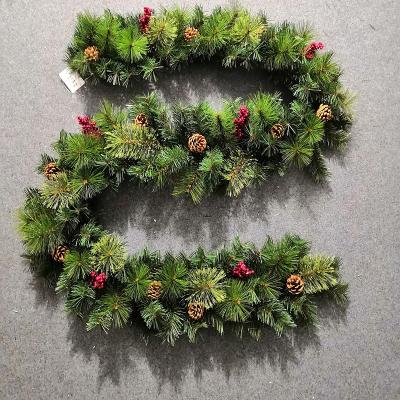 China Professional PVC/PE/PET Christmas Wreath PVC Braid Garland For Christmas Frosted Christmas Wreath for sale