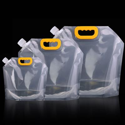 China Food grade safety spout bags transparent moisture proof spout bags thermos bags liquid clear in bundle for sale