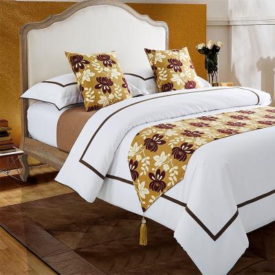 China Nondisposable Stylish Decorative Bed Runner And Throw For Hotel Bedding Accessories for sale