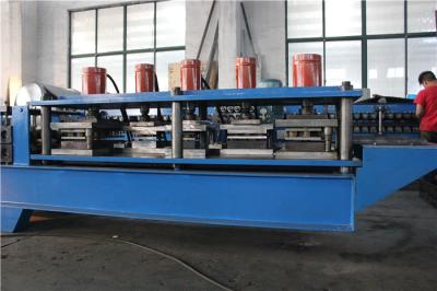 China 10 - 15 m / min Aluminum Door Frame Making Machine with Flying Saw Cutting for sale