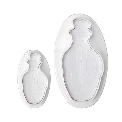 China Sustainable Snowman spring mold cookie cutter pp plastic Christmas theme  cookie stamp for sale