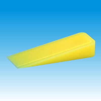 China Modern Plastic Small Tile Wege Tile Spacers Wedges Reusable Wedge Tile Leveling System for sale