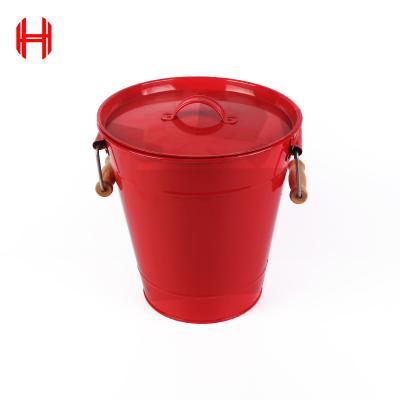 China Viable Wholesale Metal Tin Beer Food Ice Buckets with Wooden Lid and Handle for sale