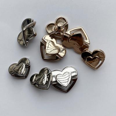 China Sustainable Custom Wholesale heart-shaped  Zinc Alloy   four parts  metal push buttons spring  Women's Decorative clasp  snap buttons for sale