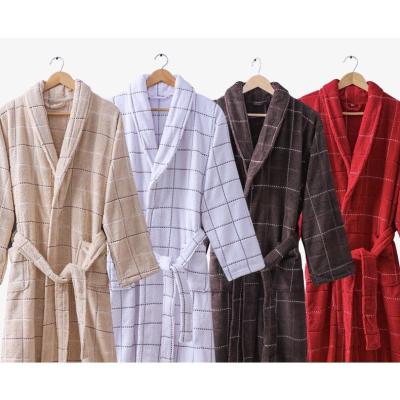 China Bathrobe Breathable 100% Cotton Thickening Super Soft Long Wholesale Unisex Bathrobe for sale