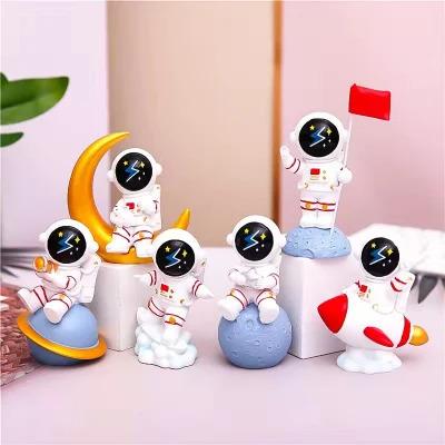 China Cartoon Toy Wholesale Cheap Cartoon Model Toys Astronauts 6 Pieces Set Cartoon Model Astronaut Toys For Car Ornament for sale